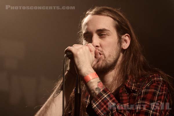 PIANOS BECOME THE TEETH - 2015-01-14 - PARIS - Point Ephemere - 